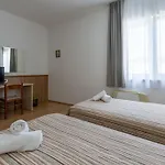 Porto 3* זאדאר