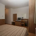 Porto מלון 3*