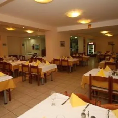 Porto Hotel 3*