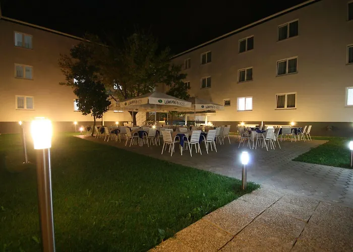 מלון Porto זאדאר