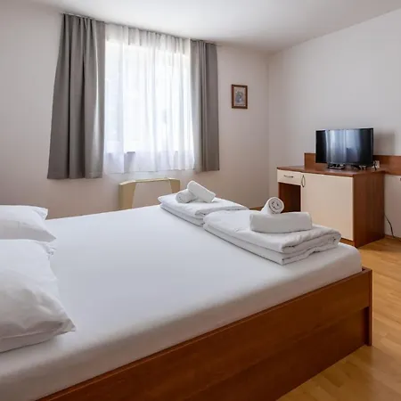 Porto Ξενοδοχείο 3*