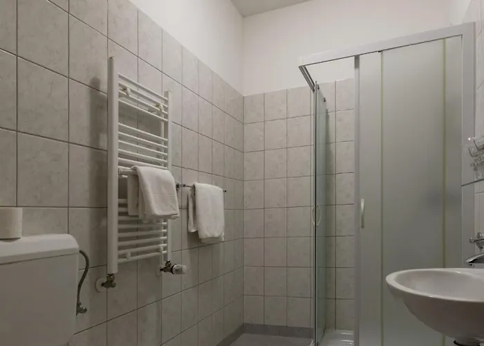 Porto Szálloda Zára